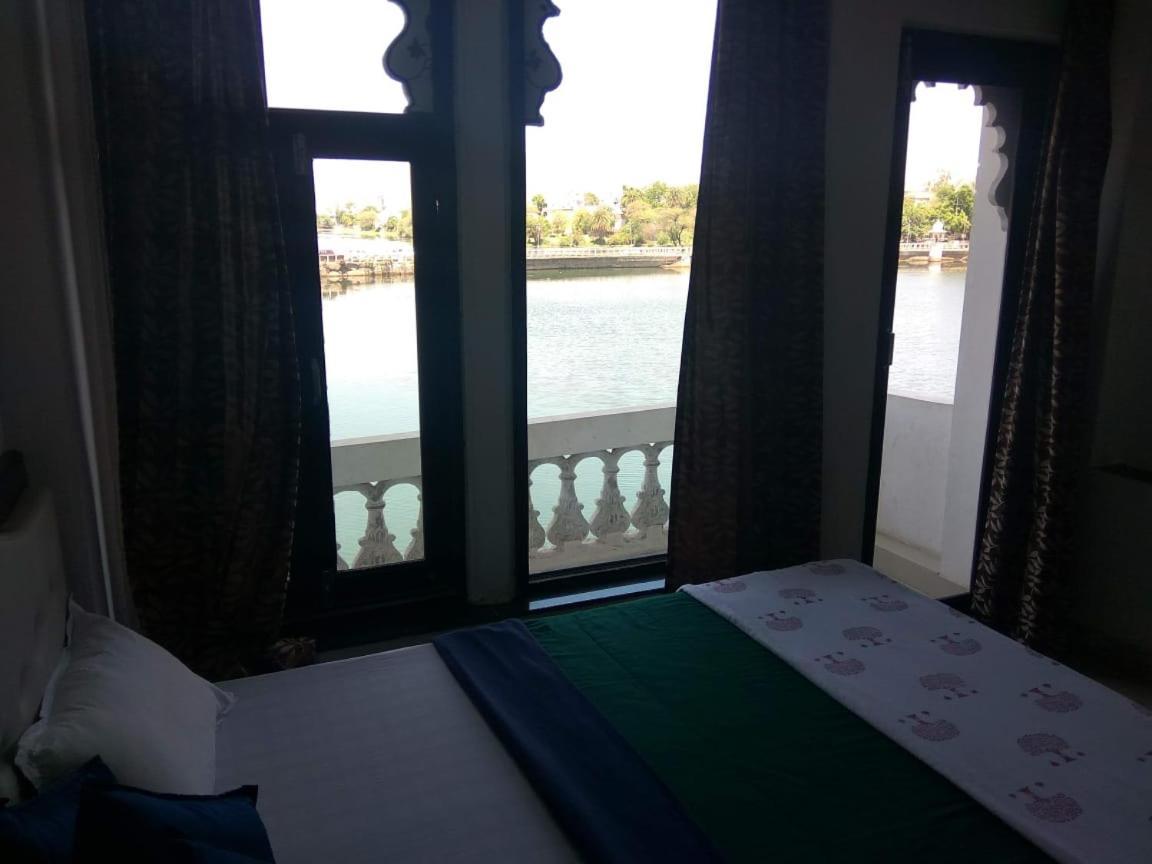 Devi Villa อุเดเปอร์ ภายนอก รูปภาพ